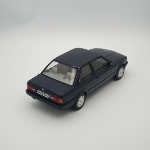 1:18 BMW E30 325i