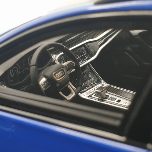 1:18 Audi RS6 Avant