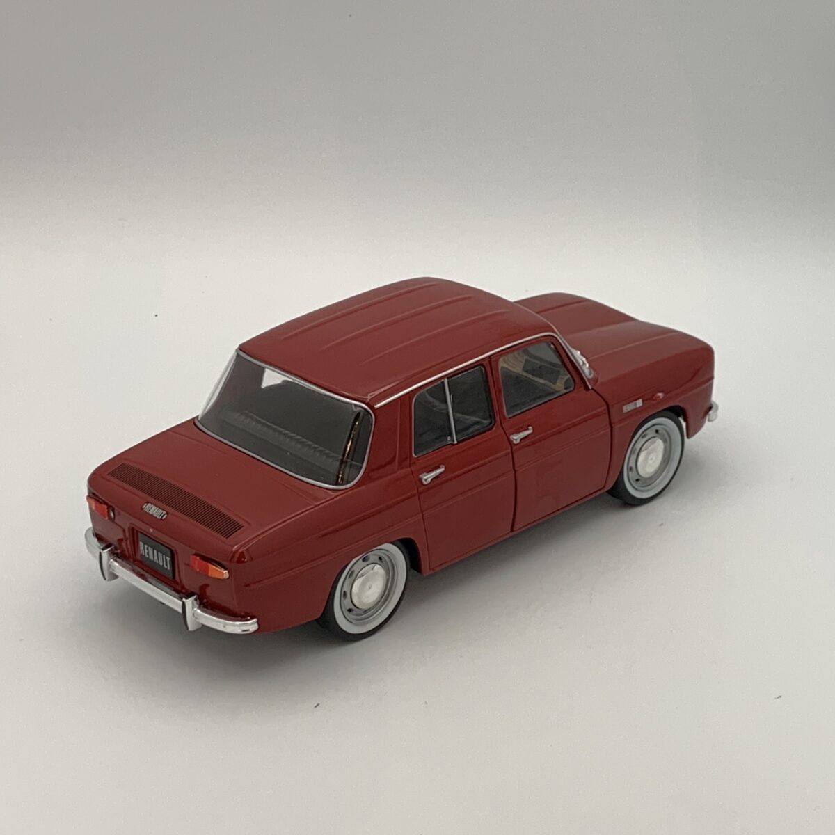 Norev 1/43 - Renault 8 Major Rouge Bordeaux