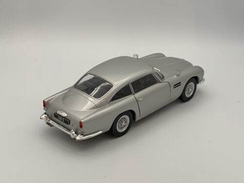 1:18 Aston Martin DB5